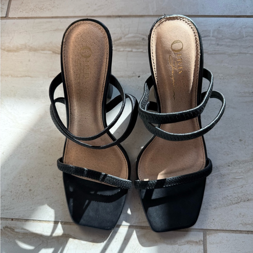 Chic Black Strappy Heels